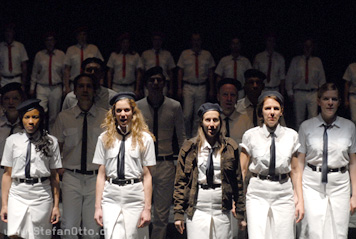 Seestücke - Berliner Volksbühne - Fotos: Stefan Otto
Seestücke - Berliner Volksbühne - Fotos: Stefan Otto