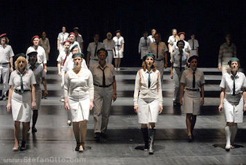 Seestücke - Berliner Volksbühne - Fotos: Stefan Otto
Seestücke - Berliner Volksbühne - Fotos: Stefan Otto