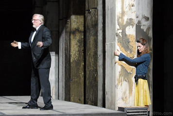 
Ein Traumspiel - Deutsches Theater im Berghain - Fotos: Stefan Otto